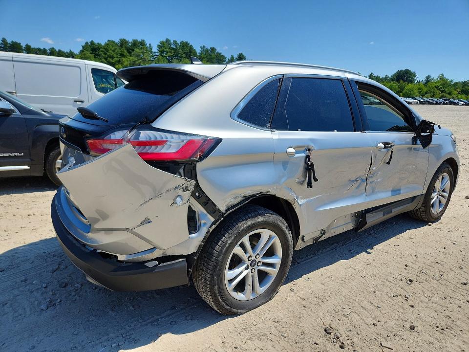 Foto 3 de la subasta – 2020 FORD EDGE con VIN 2FMPK4J9XLBB48085