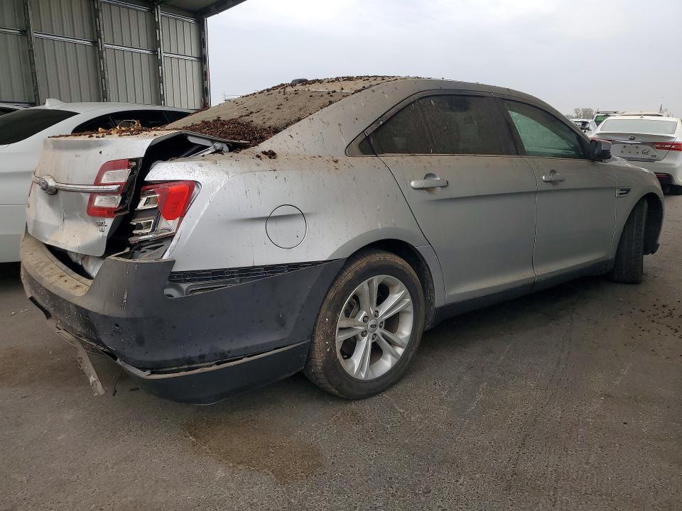 Photo 3 from auction – 2016 FORD TAURUS with VIN 1FAHP2H80GG119047