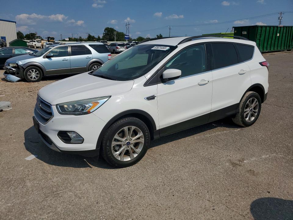 FORD ESCAPE 2017 with VIN 1FMCU0GD0HUD17948 - Photo from auction