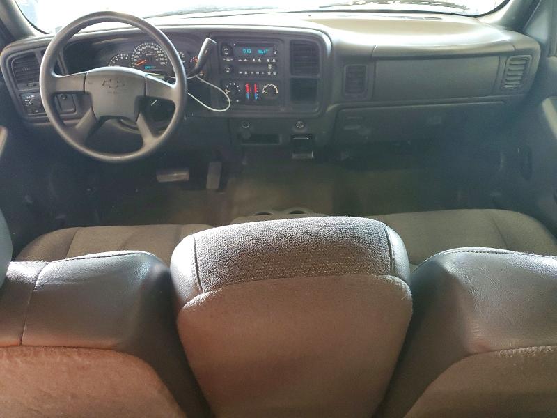 Photo 8 from auction – 2005 CHEVROLET SILVERADO with VIN 1GCEC19T35Z300070
