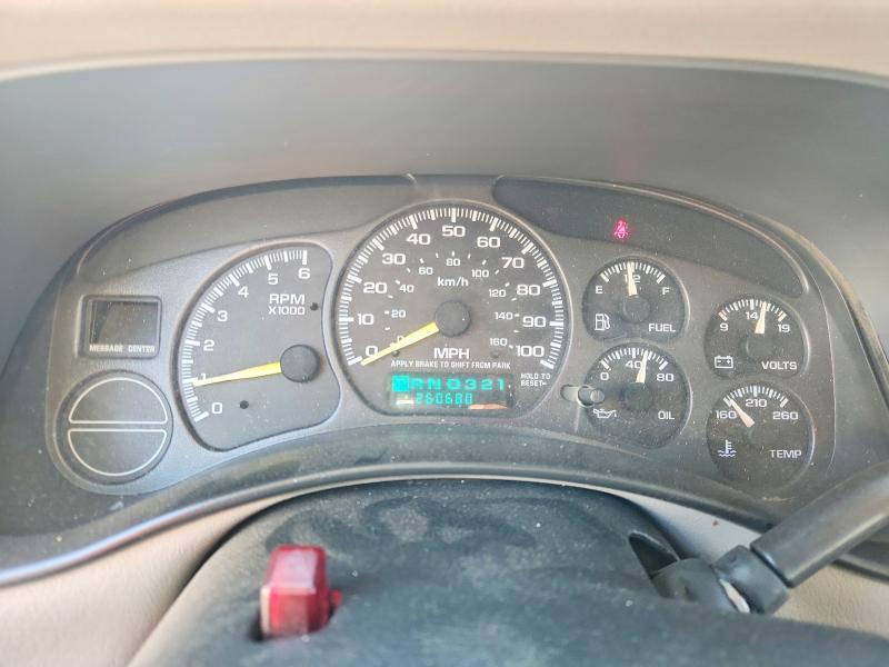 Photo 9 from auction – 2001 CHEVROLET TAHOE with VIN 1GNEC13TX1J111411