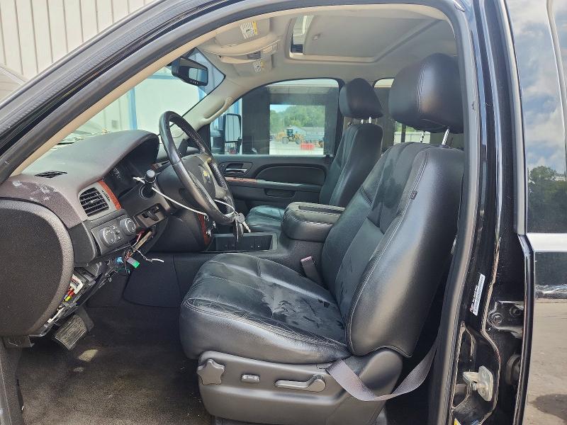 Photo 7 from auction – 2013 CHEVROLET AVALANCHE with VIN 3GNTKFE71DG147825