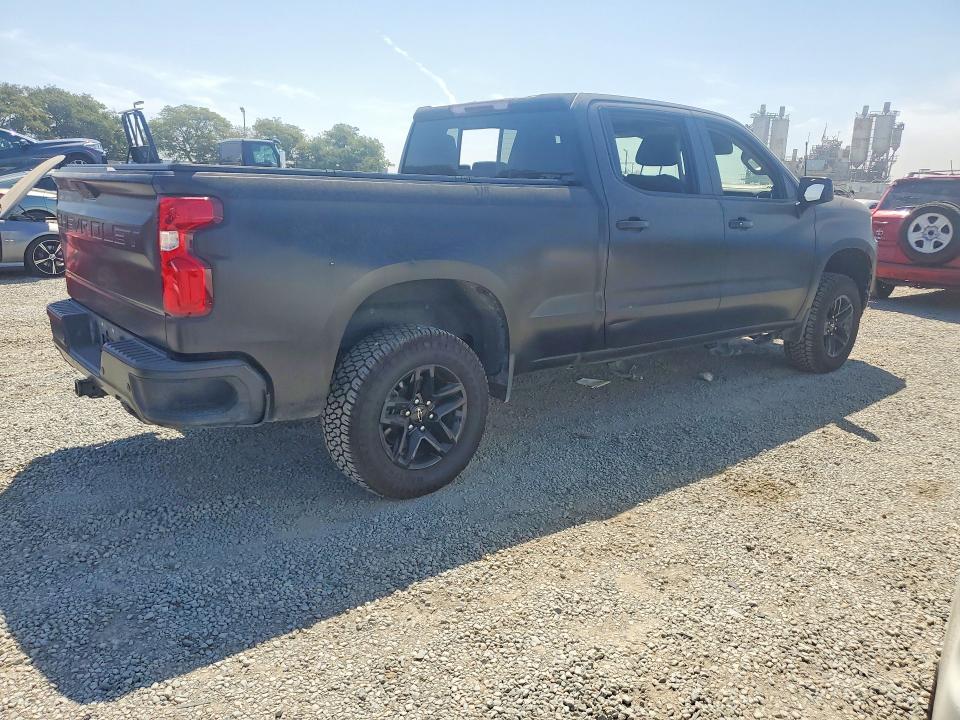 Photo 3 from auction – 2020 CHEVROLET SILVERADO with VIN 1GCPYFEL8LZ347332