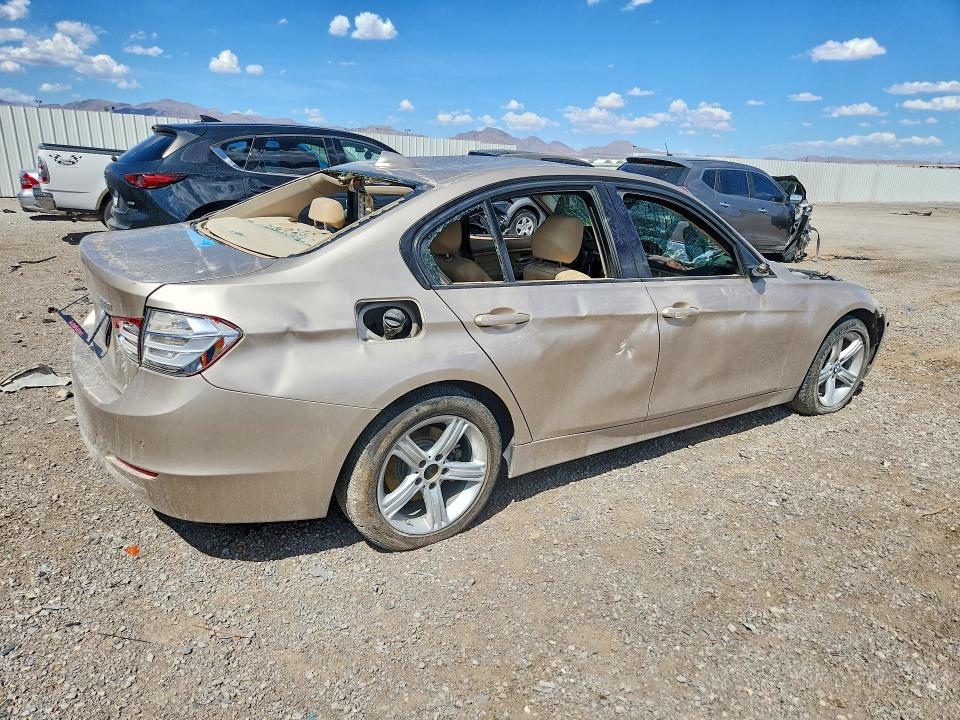 Photo 3 from auction – 2014 BMW 328 with VIN WBA3A5C59EF605568