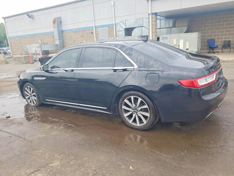 Photo 2 from auction – 2019 LINCOLN CONTINENTAL with VIN 1LN6L9HK7K5613374