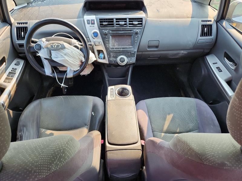 Photo 8 from auction – 2012 TOYOTA PRIUS V with VIN JTDZN3EU8C3034079