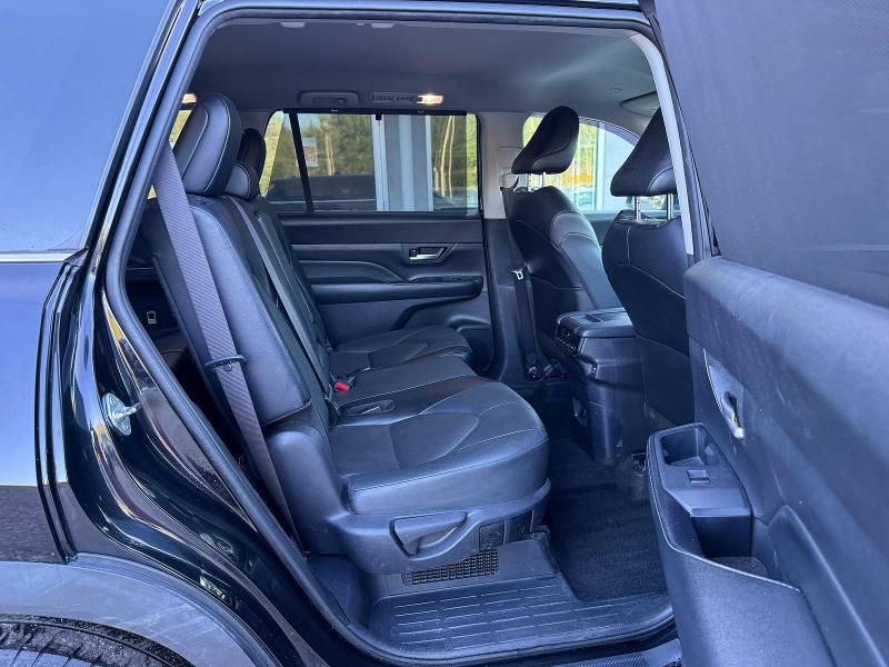 Photo 6 from auction – 2024 TOYOTA GRAND HIGHLANDER HYBRID with VIN 5TDACAB5XRS005369