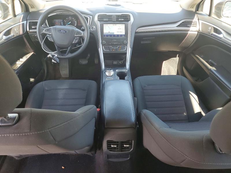 Photo 8 from auction – 2020 FORD FUSION with VIN 3FA6P0LU3LR230355
