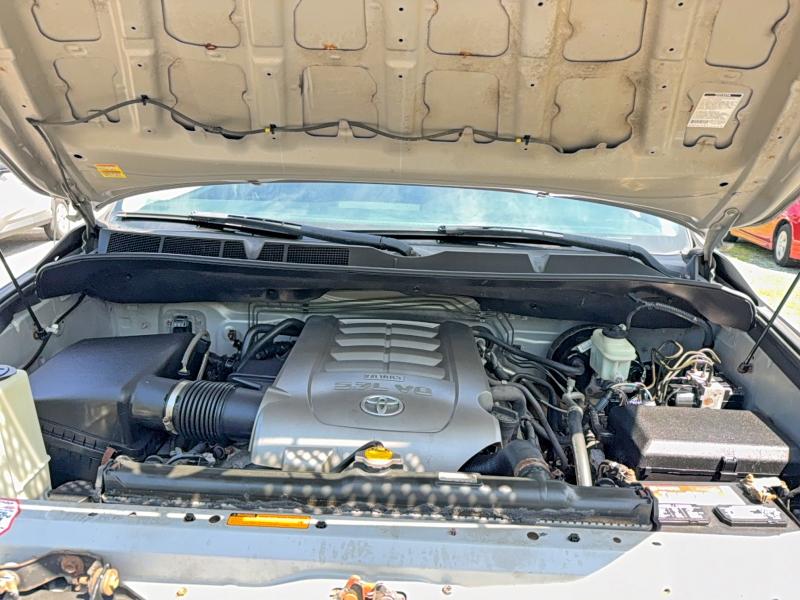 Photo 7 from auction – 2008 TOYOTA TUNDRA with VIN 5TBBV54108S496638