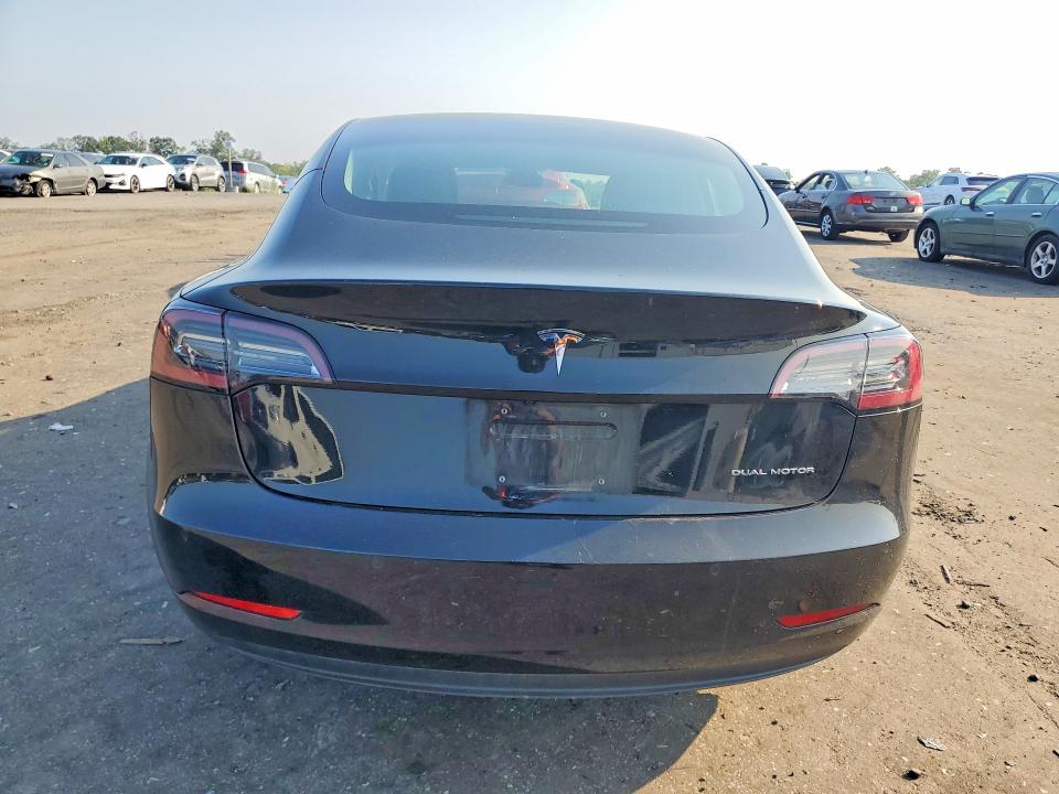 Photo 6 from auction – 2018 TESLA MODEL 3 with VIN 5YJ3E1EB8JF182354