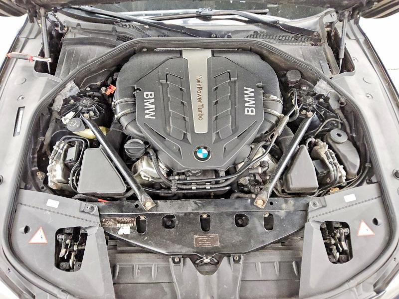 Photo 11 from auction – 2013 BMW 750 with VIN WBAYB6C56DC998261