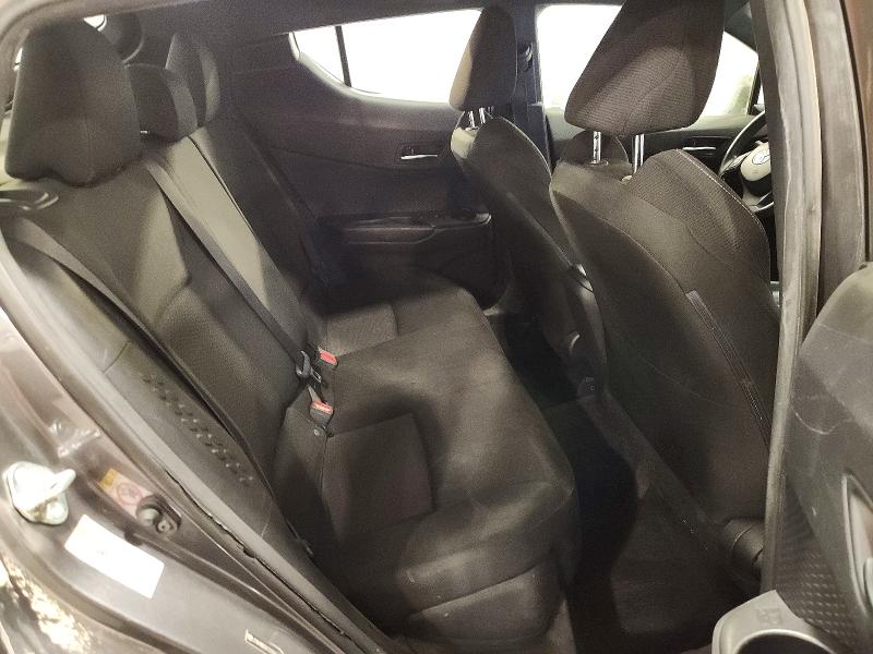Photo 11 from auction – 2019 TOYOTA C-HR with VIN JTNKHMBX2K1019063
