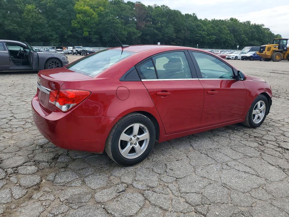 Photo 3 from auction – 2014 CHEVROLET CRUZE with VIN 1G1PC5SB5E7342360