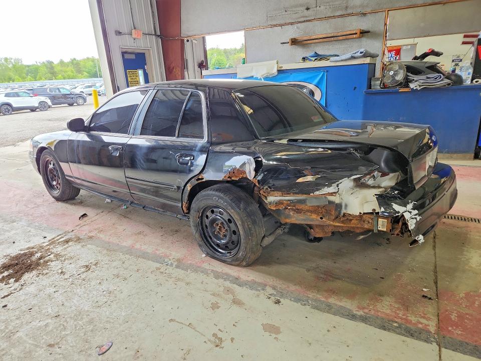 Photo 2 from auction – 2007 FORD CROWN VICTORIA with VIN 2FAHP71W27X131748