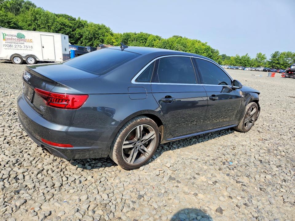 Photo 3 from auction – 2017 AUDI A4 with VIN WAUENAF45HN056356