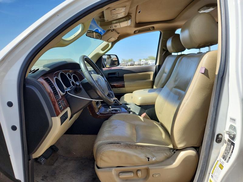 Photo 7 from auction – 2010 TOYOTA SEQUOIA with VIN 5TDZM5G14AS001139