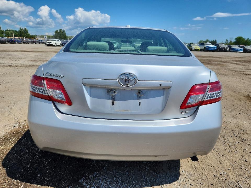 Photo 6 from auction – 2011 TOYOTA CAMRY with VIN 4T1BF3EK0BU718027