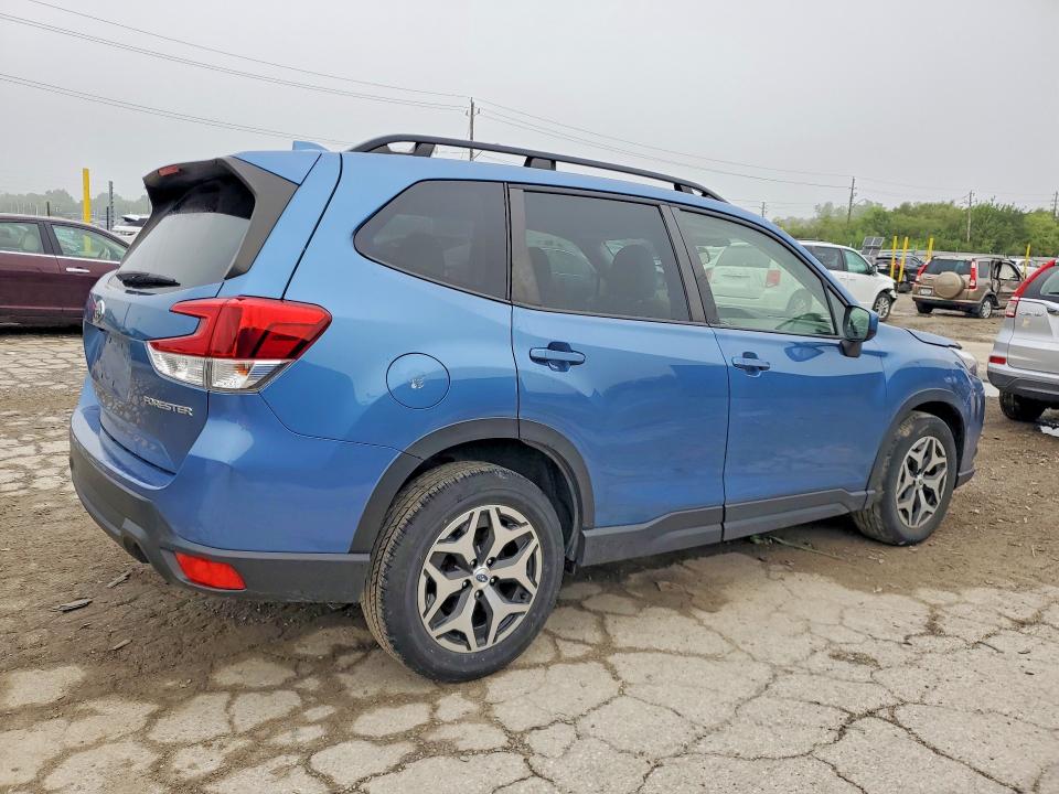 Foto 3 de la subasta – 2023 SUBARU FORESTER con VIN JF2SKAEC0PH414159