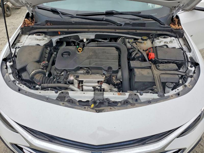 Photo 11 from auction – 2020 CHEVROLET MALIBU with VIN 1G1ZD5ST5LF036437