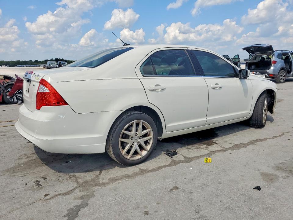 Photo 3 from auction – 2010 FORD FUSION with VIN 3FAHP0JA5AR187748