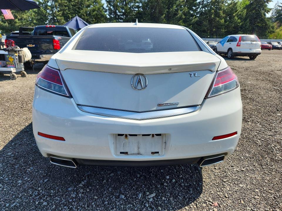 Foto 6 de la subasta – 2014 ACURA TL con VIN 19UUA8F39EA007014