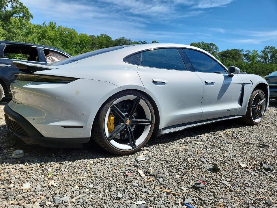 Photo 3 from auction – 2022 PORSCHE TAYCAN with VIN WP0AC2Y17NSA54110