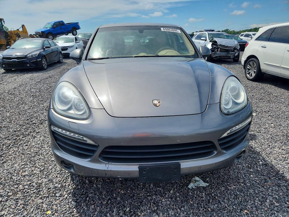 Photo 5 from auction – 2012 PORSCHE CAYENNE with VIN WP1AB2A27CLA44881