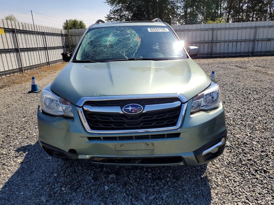 Photo 5 from auction – 2017 SUBARU FORESTER with VIN JF2SJALC4HH471052