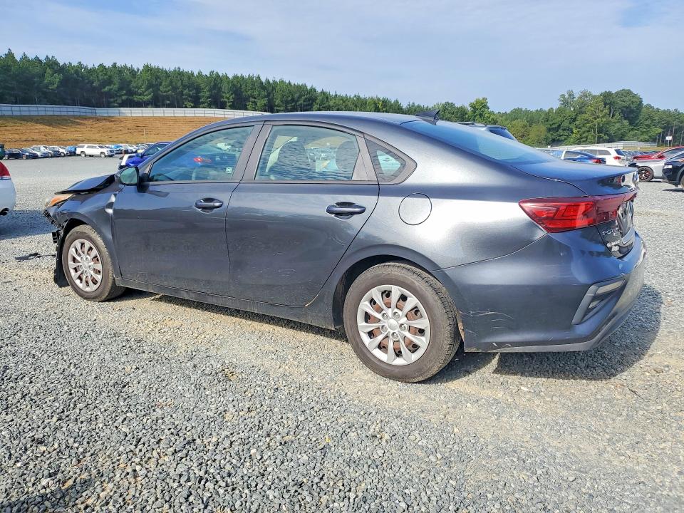 Photo 2 from auction – 2019 KIA FORTE with VIN 3KPF24AD7KE104511