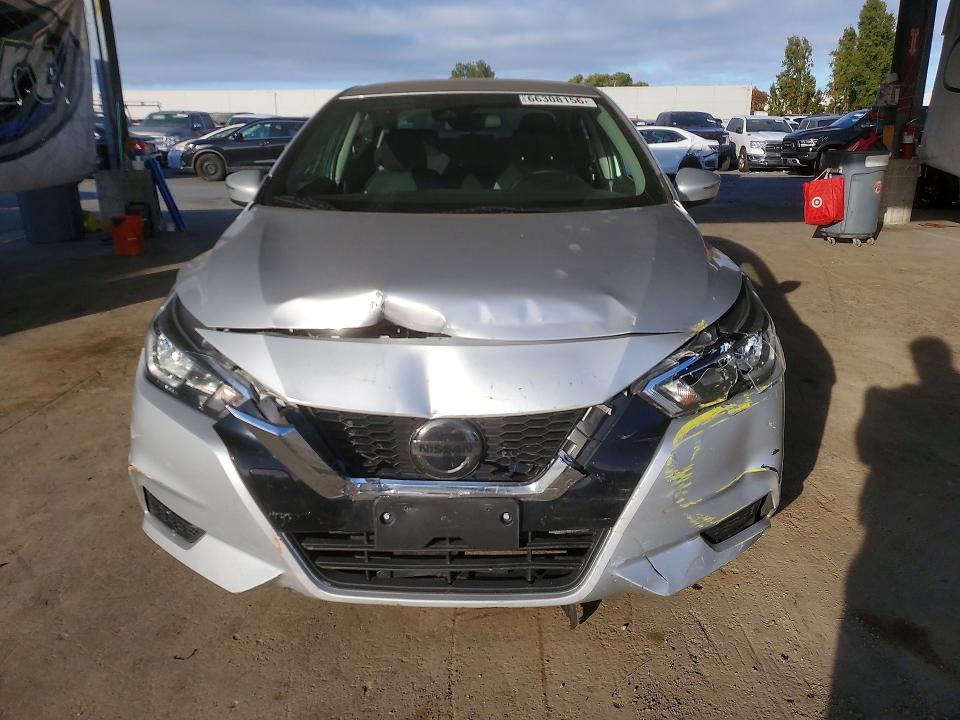 Снимка 5 от търг – 2021 NISSAN VERSA с VIN 3N1CN8EV2ML828595