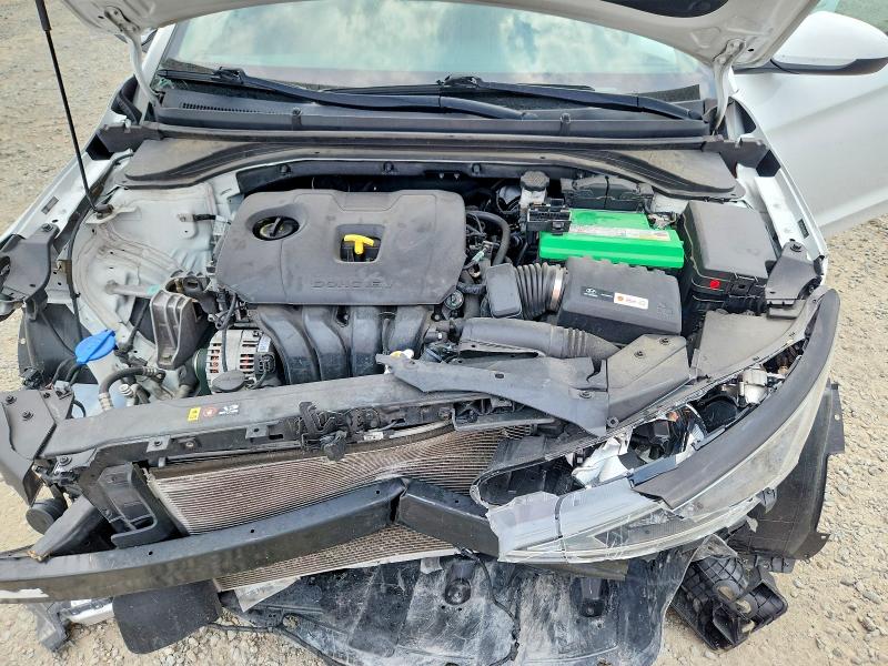 Фото 11 с аукциона – 2019 HYUNDAI ELANTRA с VIN 5NPD84LF6KH490208