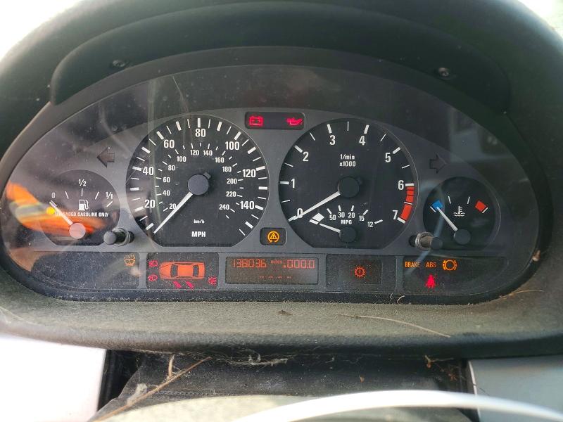 Photo 9 from auction – 2002 BMW 325 with VIN WBAEU33422PF57819