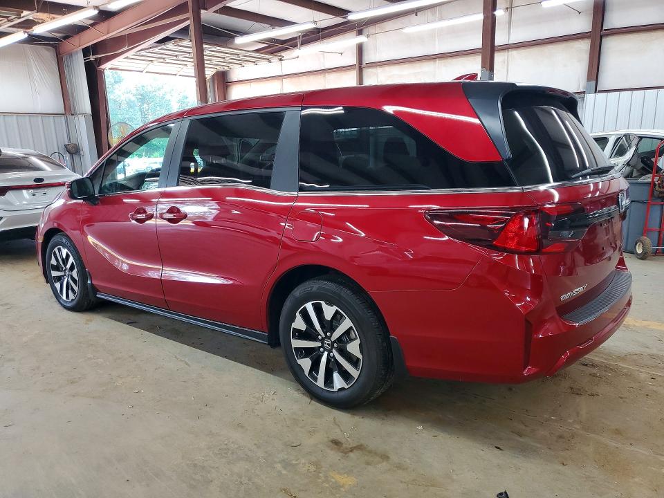 Photo 2 from auction – 2026 HONDA ODYSSEY with VIN 5FNRL6H67TB018754