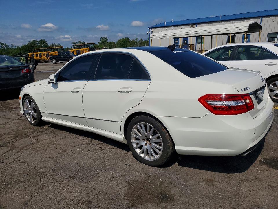 Photo 2 from auction – 2011 MERCEDES-BENZ E with VIN WDDHF8HB8BA292084