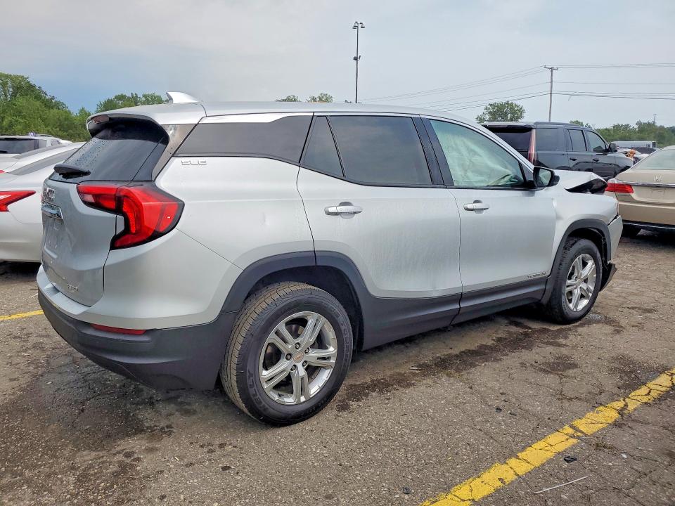 Photo 3 from auction – 2018 GMC TERRAIN with VIN 3GKALTEV6JL335449