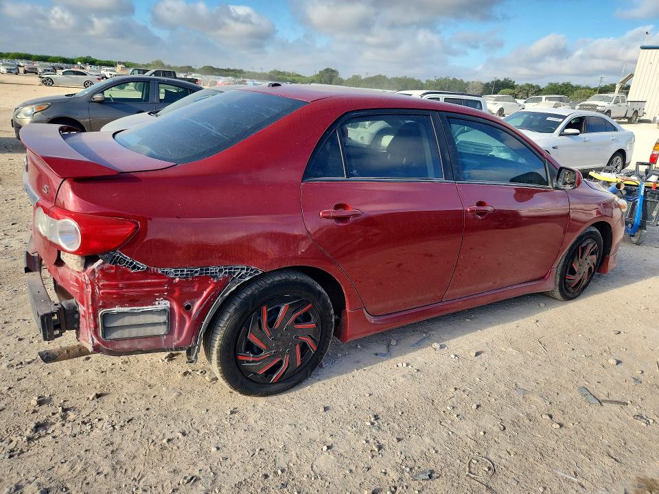 Photo 3 from auction – 2011 TOYOTA COROLLA with VIN 2T1BU4EE9BC716509