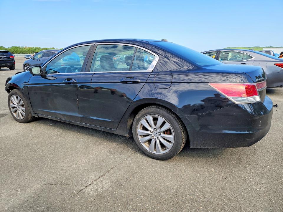 Photo 2 from auction – 2012 HONDA ACCORD with VIN 1HGCP2F83CA086972