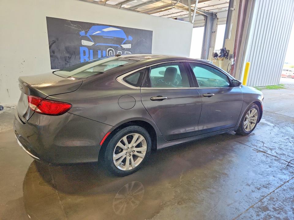 Zdjęcie 3 z aukcji – 2015 CHRYSLER 200 z VIN 1C3CCCAB2FN723287
