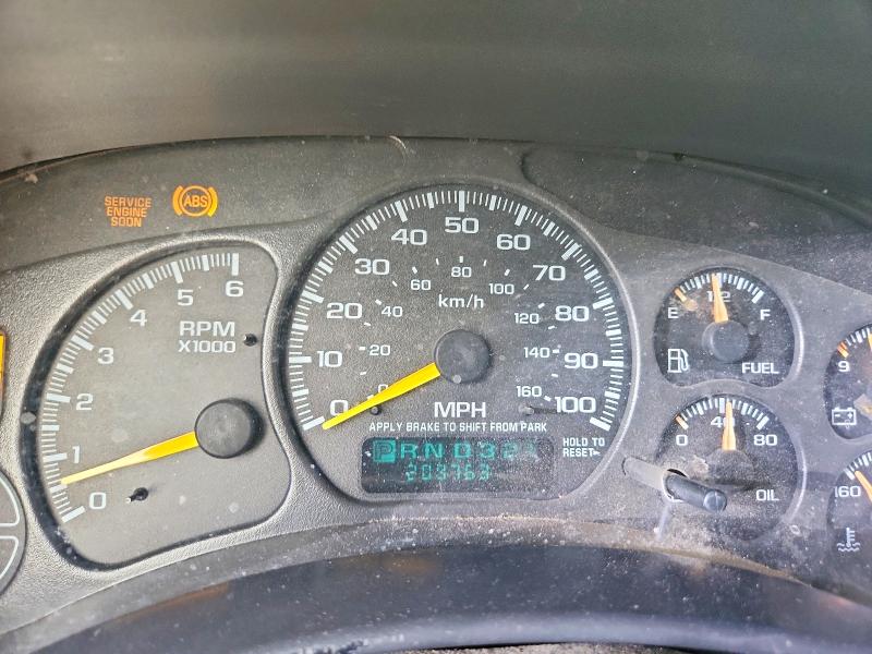 Photo 9 from auction – 2001 CHEVROLET SILVERADO with VIN 2GCEC19T811205751