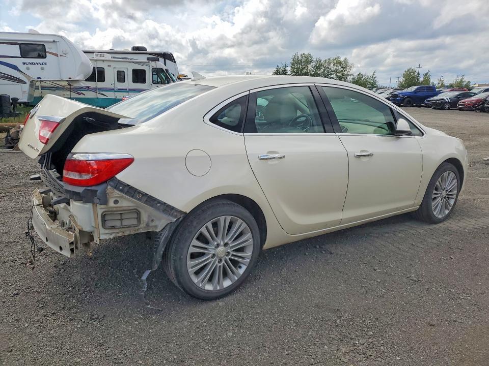 Foto 3 de la subasta – 2014 BUICK VERANO con VIN 1G4PP5SK4E4155300