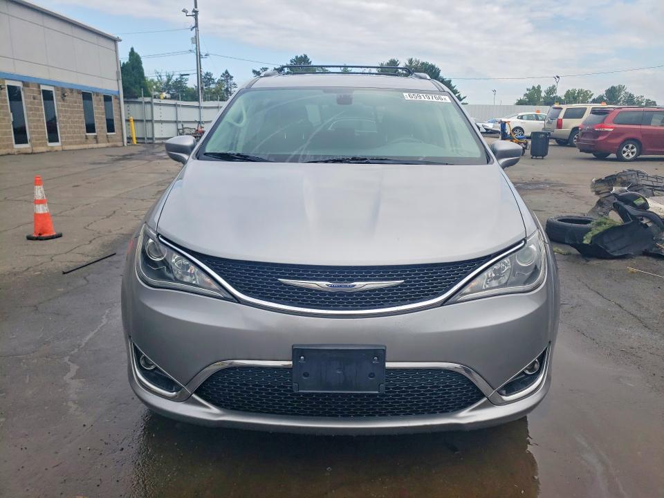 Photo 5 from auction – 2018 CHRYSLER PACIFICA with VIN 2C4RC1BG5JR290693