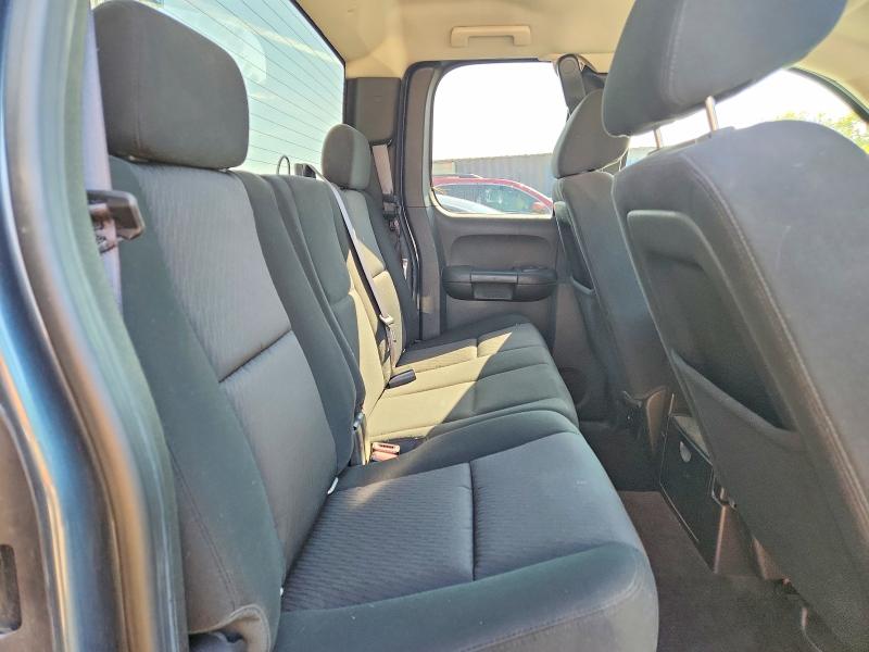 Photo 10 from auction – 2012 CHEVROLET SILVERADO with VIN 1GCRKSE7XCZ101663