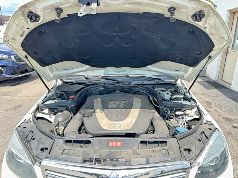 Photo 7 from auction – 2011 MERCEDES-BENZ C with VIN WDDGF8BB5BR174242