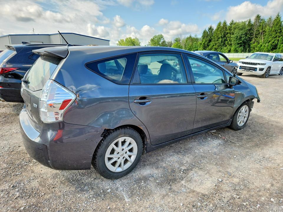 Photo 3 from auction – 2012 TOYOTA PRIUS V with VIN JTDZN3EU5C3027025