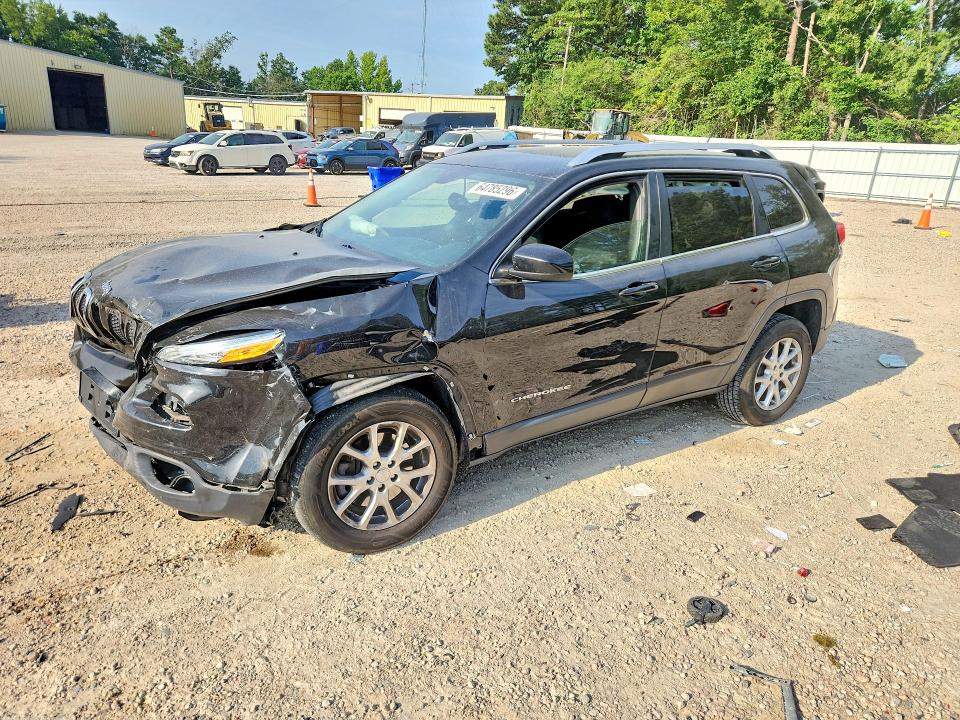 JEEP CHEROKEE 2015 with VIN 1C4PJMCB3FW645649 - Photo from auction