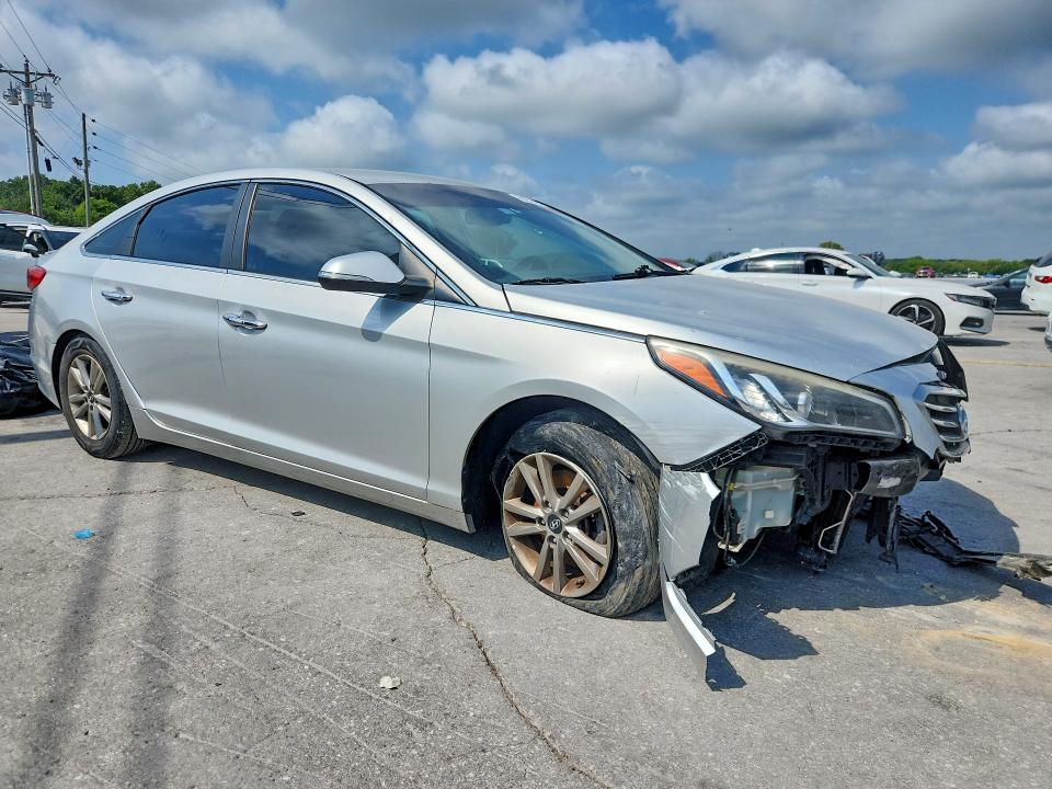 Photo 4 from auction – 2016 HYUNDAI SONATA with VIN 5NPE24AF0GH359260