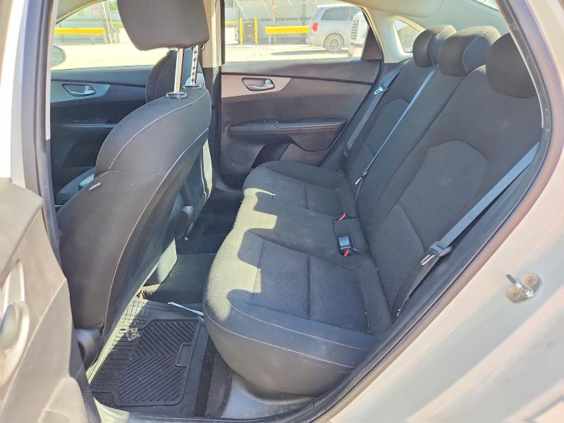 Фото 10 с аукциона – 2021 KIA FORTE с VIN 3KPF24AD5ME321591