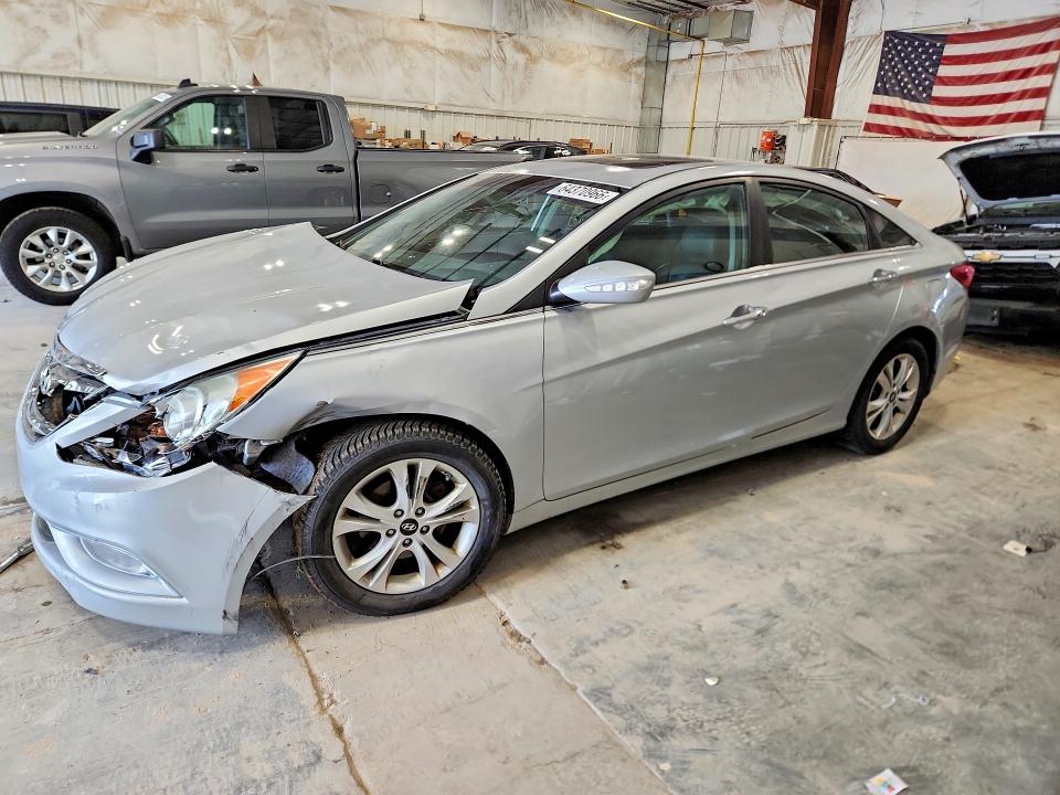 HYUNDAI SONATA 2011 with VIN 5NPEC4AC2BH261844 - Photo from auction