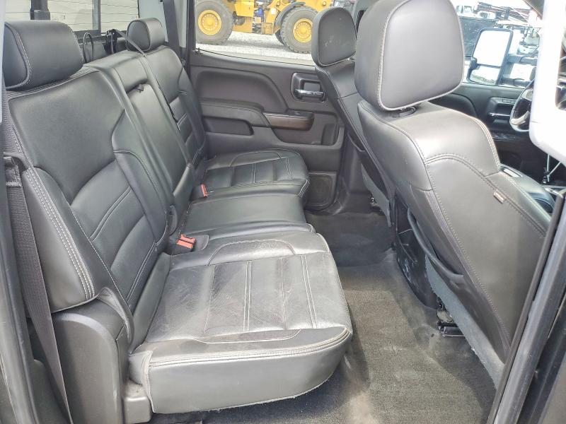 Photo 11 from auction – 2018 GMC SIERRA with VIN 1GT12UEY0JF215896