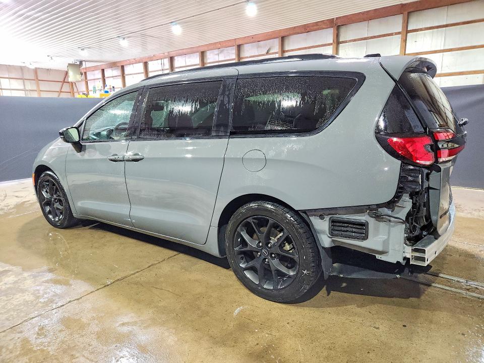 Photo 2 from auction – 2025 CHRYSLER PACIFICA with VIN 2C4RC1GG4SR566145